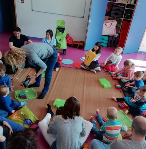 éveil musical familles atelier éveil musical familles